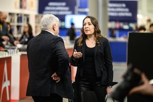 Kristina Sabaliauskaitė: „Apie meną reikia kalbėti tiesiog įdomiai“