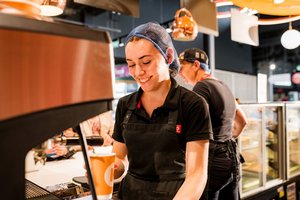 Psichologas: klientų aptarnavimo specialistas neprivalo būti emocijų šiukšliadėže ar psichologu