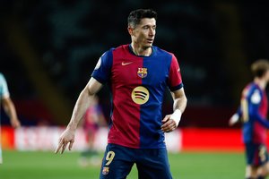 „Copa del Rey“ pusfinalyje – neįtikėtinas mūšis: nervų kare „Barcelona“ liko prie suskilusios geldos