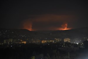 Izraelio kariuomenė smogė taikiniams Sirijos pietuose: pranešama apie žuvusiuosius