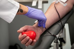 Sparčiai senka kraujo atsargos: prašo gyventojų pagalbos