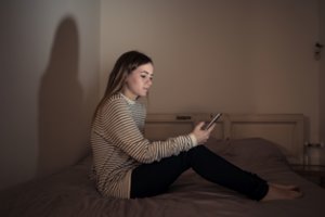 Psichologė apie rekordinius jaunimo vienišumo skaičius: sprendimai slypi ir mus supančioje aplinkoje