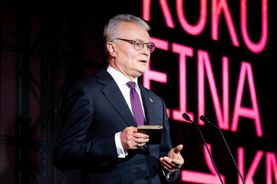 G. Nausėdos biografijos knygoje – pirmosios kadencijos metu išgyventi momentai: „Norėjau išsakyti“