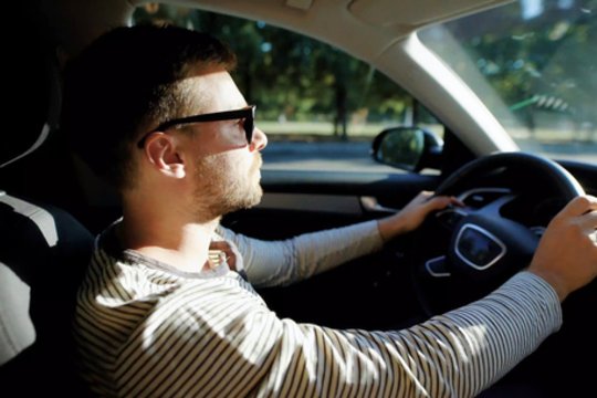 Duobės, akmenukai, vagystės – koks bus pavasaris automobilių draudime?