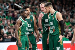 „Žalgiriui“ prireiks krepšinio dievų pagalbos: kauniečių šansai žaisti įkrintamosiose – išskirtinai maži