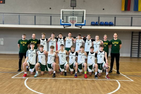 15-mečių Lietuvos rinktinės stovykloje – V. Jasikevičiaus sūnus