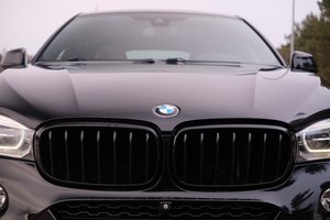 Į sukčių pinkles patekusi Vilniaus įmonė prarado už perkamą BMW į Nyderlandus pervestus 70 000 eurų