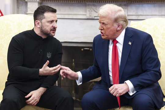 D. Trumpas po akistatos su V. Zelenskiu: „Noriu paliaubų dabar“