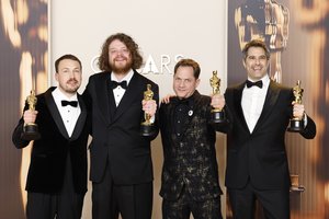 Latvijai pirmąjį „Oskarą“ pelniusio filmo režisierius paskelbė džiugią naujieną