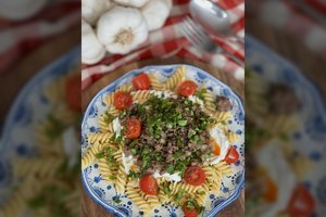 „Tik Tok“ hitas – makaronai su jogurtu: nustebsite, kaip kartu dera šie produktai