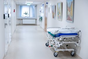 Kai kuriems pacientams tai yra paskutinė galimybė: žada, kad inovatyvūs vaistai į kompensavimo sistemą bus įtraukti sparčiau