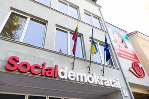 Socialdemokratai – skeptiški siūlymui leisti tėvams spręsti dėl lytiškumo pamokų: kiti koalicijos partneriai idėją remia
