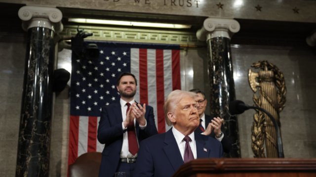 Štai ką D. Trumpas pasakė apie gautą V. Zelenskio laišką: rimtai diskutavome su Rusija