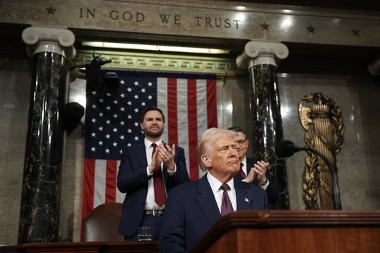 Štai ką D. Trumpas pasakė apie gautą V. Zelenskio laišką: rimtai diskutavome su Rusija