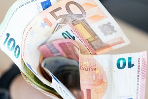 Sukčių pelnai įpūdingi – gyventojų nuostoliai vien praėjusią parą siekė kone 150 tūkst. eurų