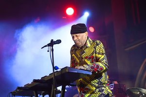 Mirė džiazo legenda, hito „Everybody Loves the Sunshine“ atlikėjas Roy Ayersas