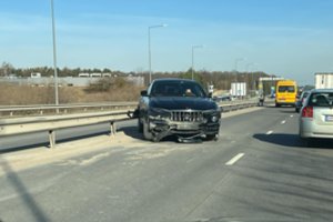 Vilniaus rajone į avariją pateko prabangus „Maserati“ automobilis