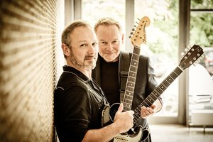 Į Lietuvą pirmą kartą atvyksta superhito „(I Just) Died in Your Arms“ atlikėjai