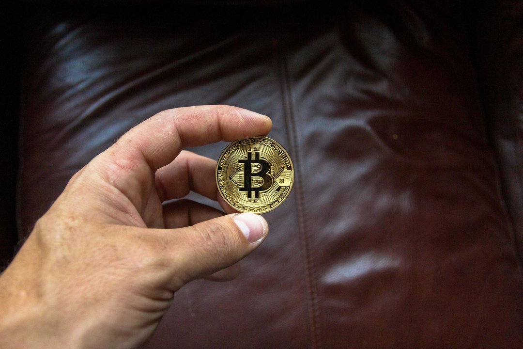 Trump Signs Order Establishing Bitcoin Reserve - News Directory 3
