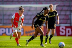 Iš Prahos į Šiaulius: buvusi „Sparta“ puolėja Kiyani Johnson papildė „Gintrą“