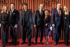 Į LNOBT sudrebinusią pirmą šių metų premjerą rinkosi žinomi operos mylėtojai