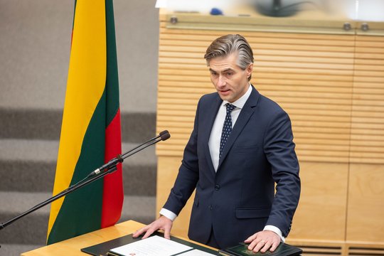 K. Budrys palaiko idėją kurti Europos branduolinį „skėtį“: apie tai reikia pradėti diskutuoti giliau