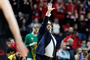 Apie karą Ukrainoje paklaustas A. Trinchieri: „Turime parodyti, jog neskirstome žmonių“