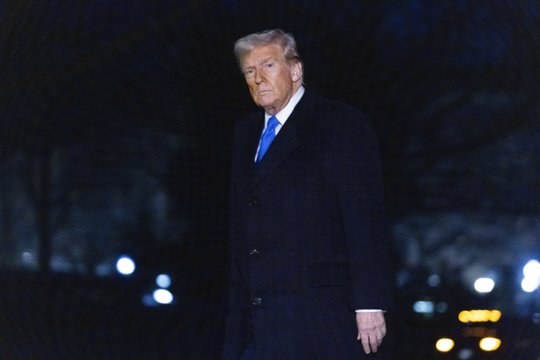 Iš D. Trumpo – žinia dėl dalijimosi žvalgybos duomenimis su Ukraina