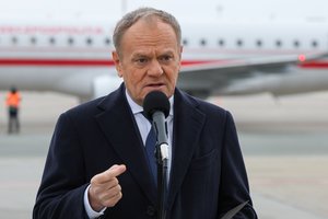 E. Muskui užsipuolus Lenkijos ministrą – D. Tusko atsakas ir opozicijos reakcija