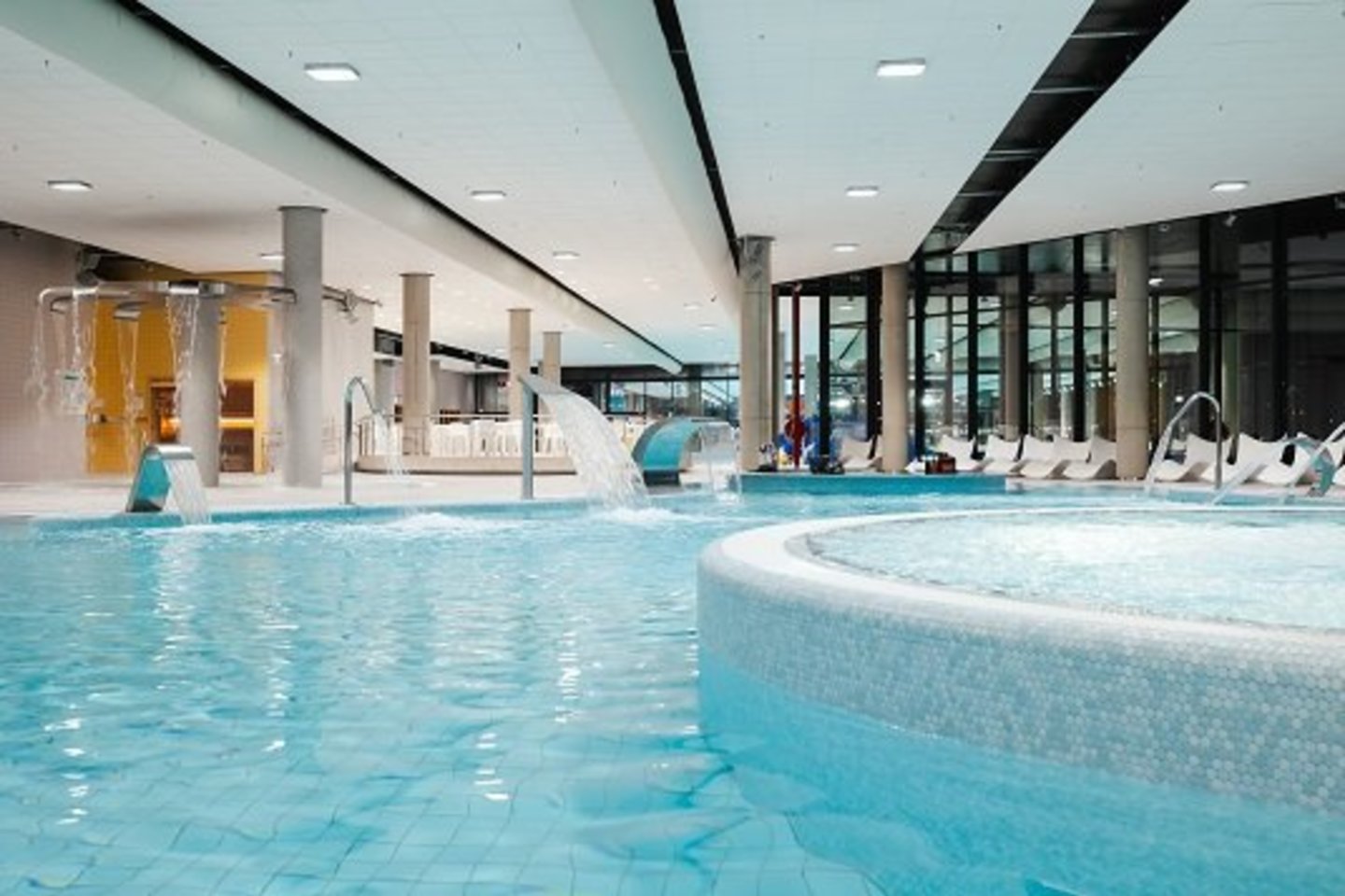 „Žalgirio“ arenos baseinas – didžiausiame ir moderniausiame baseinų bei pirčių komplekse Lietuvoje.