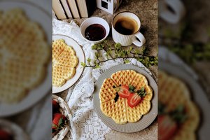 Traškūs, ypatingo skonio čirviniai blynai – greit pasigaminsite net ir prieš darbą