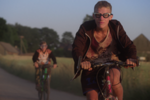 Pripažinimą jau pelnęs filmas „Murmančios širdys“ atkeliauja į kino teatrus