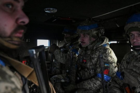 Situacija Kurske: O. Syrskis užsiminė apie dalinį karių atitraukimą, į nelaisvę galimai paimta 430 karių