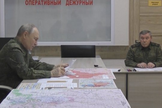 Kurske – pirmasis V. Putino vizitas nuo Ukrainos įsiveržimo: nuskambėjo nauji grasinimai