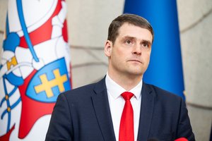 R. Žemaitaitis pasisako už švelnesnes bausmes „čekiukų“ skandalo dalyviams