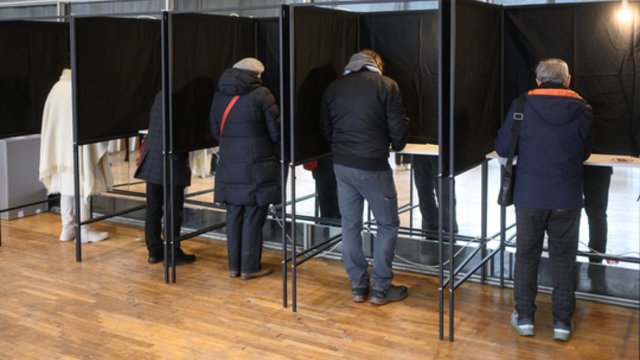 Panevėžyje ir Joniškyje – išankstinis balsavimas merų rinkimuose: tikėjosi didesnio rinkėjų aktyvumo