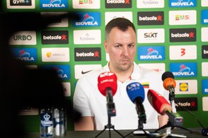 Skandalingą R. Grigo etapą užverti norintis V. Stanišauskas atskleidė ambicingą tikslą EČ ir dėkojo K. Maksvyčiui