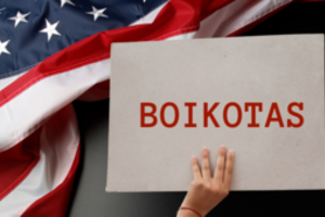 JAV muitų karas sukėlė amerikietiškų prekių boikotą – jungiasi šimtai tūkstančių žmonių