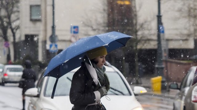 Po sniego bangos įsitvirtins vėsesni orai: temperatūra kris iki 7 laipsnių šalčio