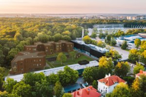 Kauniečių armija su inspektoriais stabdo verslininkus: šalia Ąžuolyno nenori triukšmo