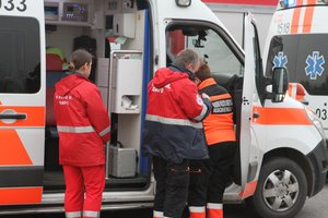 Per Klaipėdoje, bute, kilusį gaisrą nukentėjo vienas žmogus – jis apsinuodijo dūmais