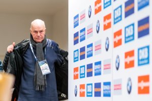 Iš rusų kyšius ir prostitutes gaudavęs Tarptautinės biatlono sąjungos prezidentas visam laikui išvarytas iš organizacijos