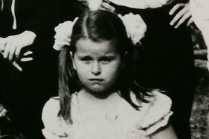 Nuotraukoje – gerai žinoma TV laidų vedėja: ar atpažinsite?