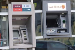 Ragina Vyriausybę užtikrinti geresnį finansinių paslaugų prieinamumą regionuose: štai ko prašoma