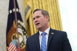 JAV pareigūnai vardija, ko Ukrainai tektų atsisakyti dėl taikos: susitarta gali būti jau per „kelias savaites“