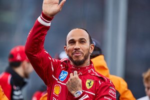 L. Hamiltonas įvertino savo debiutą „Ferrari“ gretose