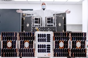 „SpaceX“ į kosmosą paleido Lietuvos įmonės pagamintą palydovą – stiprins jūrų saugumą