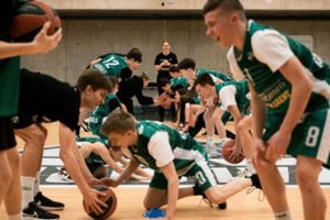 Nuo aikštelės iki bendruomenės: „Žalgirio“ socialinėse programose prisijungė tūkstančiai dalyvių