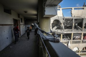 Oficialaus „Hamas“ asmens teigimu, grupuotė „dirba su tarpininkais, kad pažabotų“ Izraelio „agresiją“