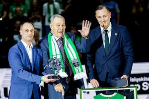 „Didesnis už arenas, kuriose žaidė“: Modestui Paulauskui – 80 metų